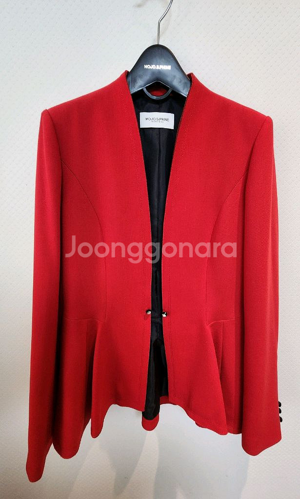 모조에스핀 이중노카라 페플럼 슬림라인 자켓 66사이즈--1