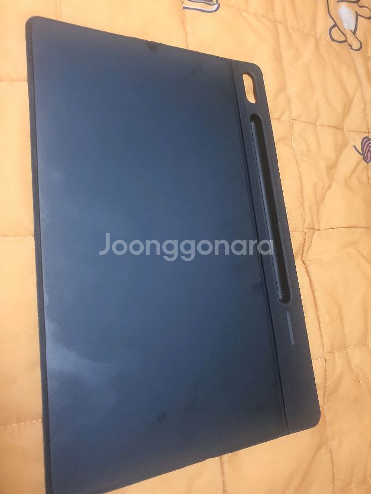갤럭시탭s7+ 정품 북커버 팝니다--0