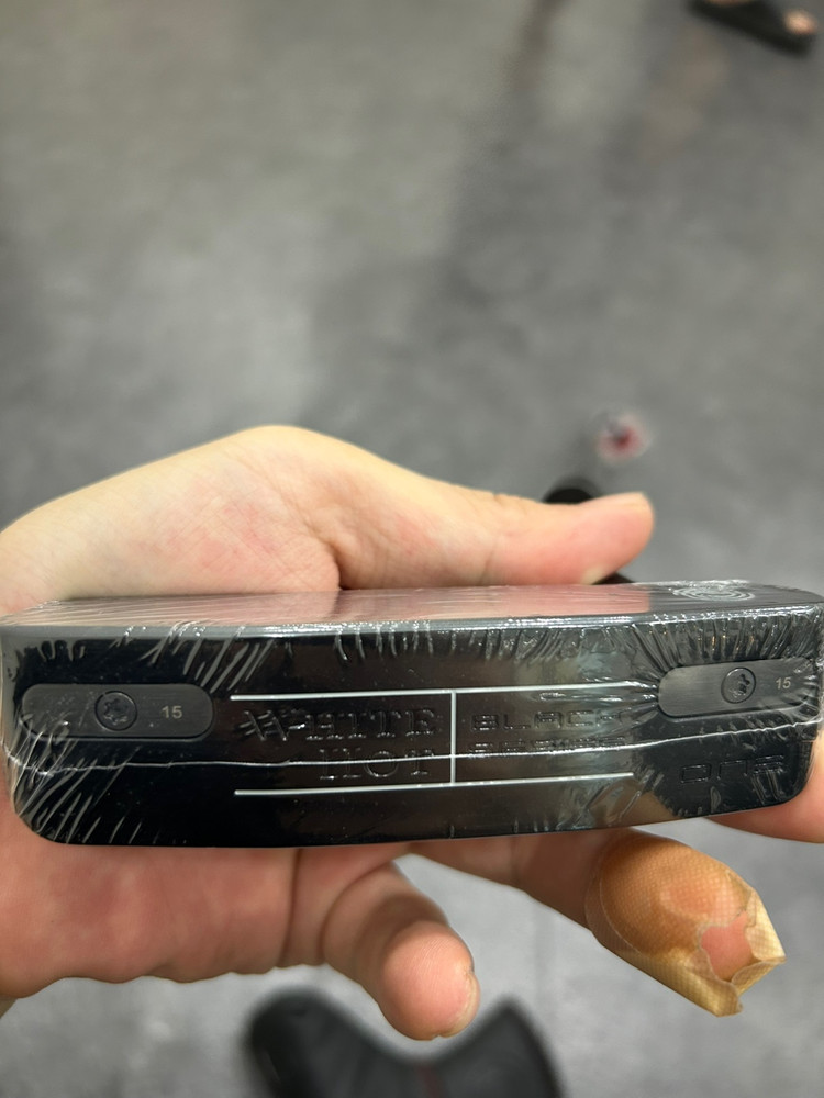 오디세이 화이트핫 원 블랙 블레이드 퍼터 스트로크랩--0