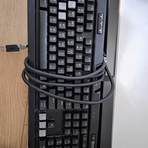 커세어 K70 RGB MK.2 적축 키보드