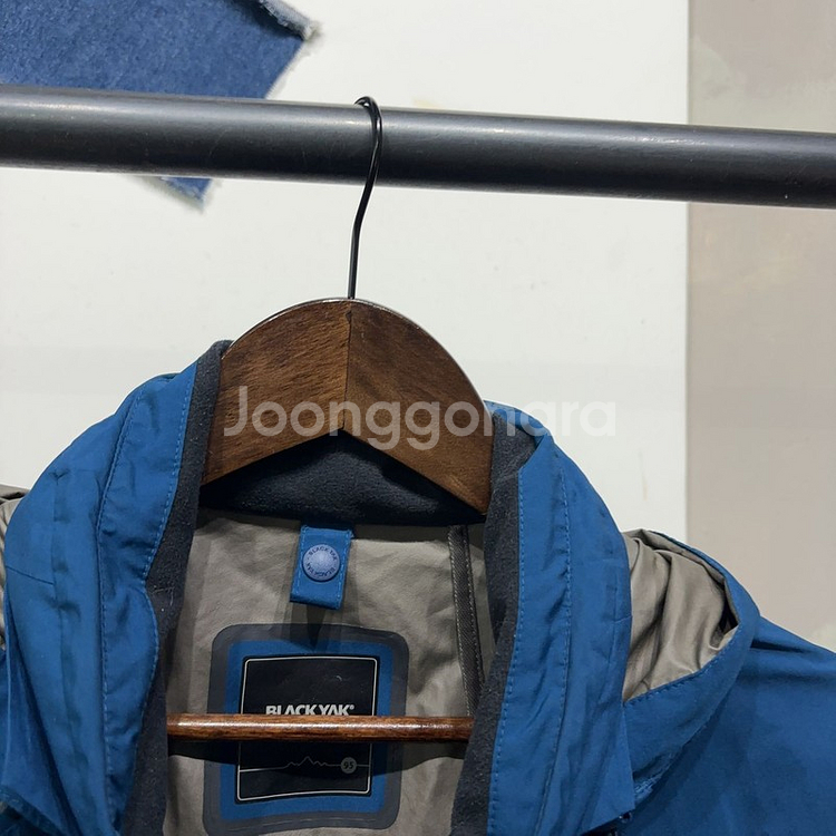 (100) 블랙야크 등산 아웃도어 바람막이 자켓--1