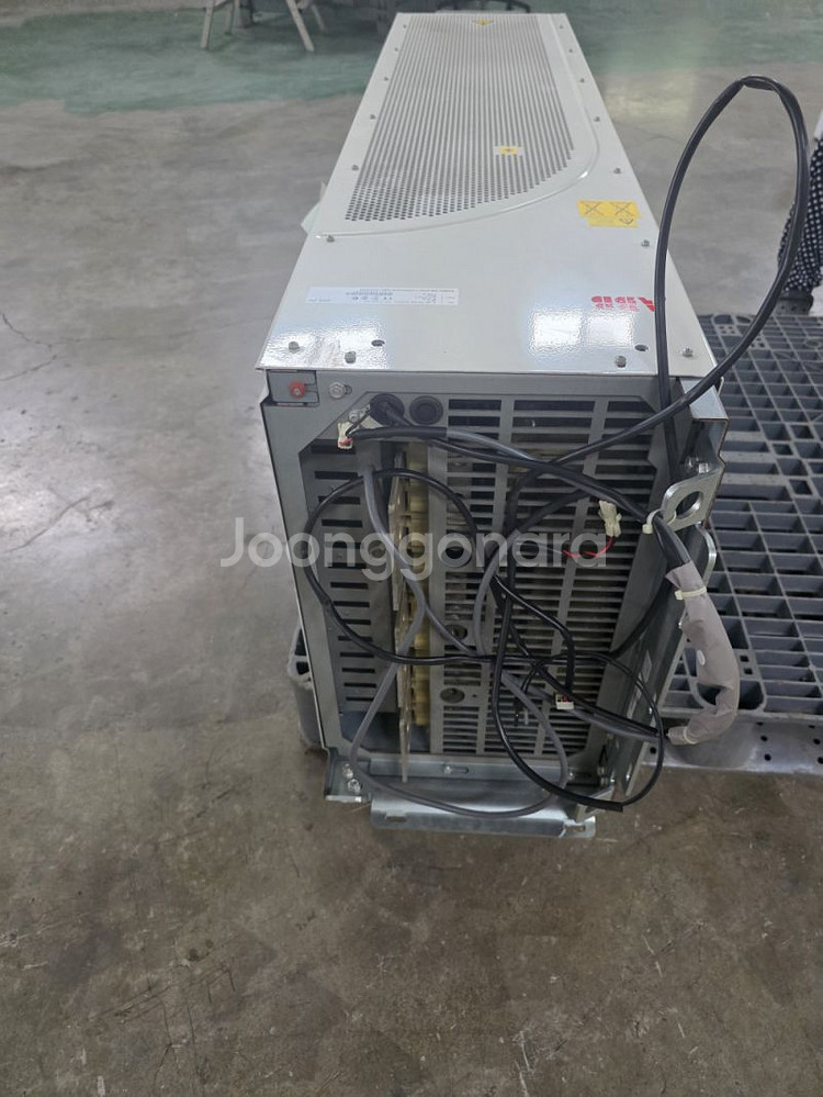 ABB 산업용 인버터 ACS800-04M-0550-7--5