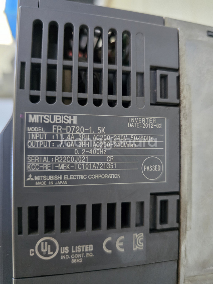 미쓰비시 인버터 FR-D720-1.5K--4