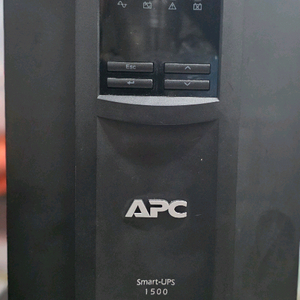 APC Smart-UPS 1500