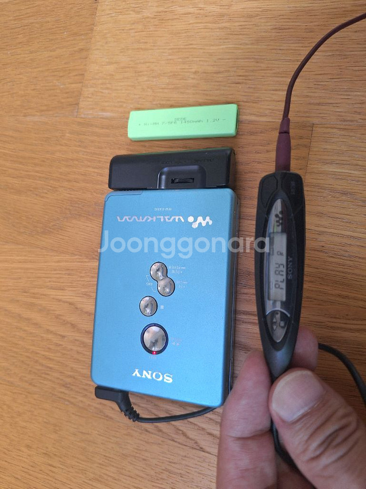 소니 워크맨 카세트 플레이어 WM-EX610 카키색--5