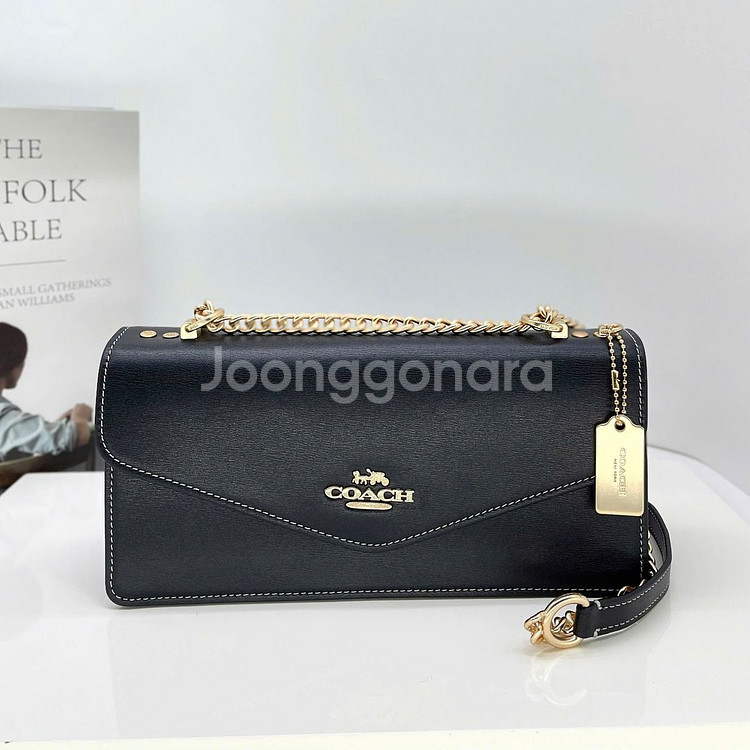 코치 클레어 엔벨로프 크로스바디백 CB198[새상품]--1