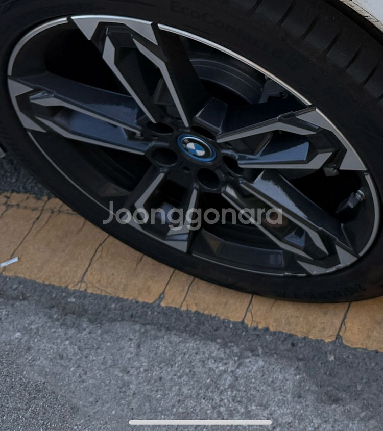 BMW IX1 차량 휠 한짝--0