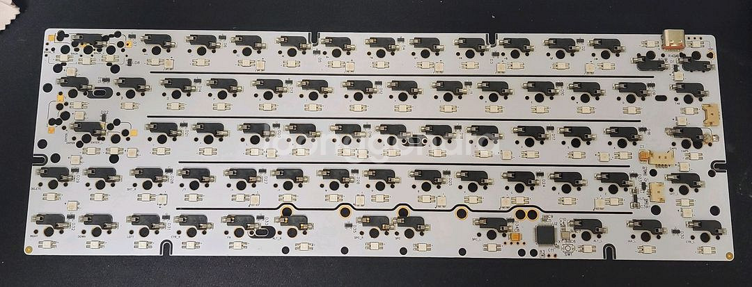 커스텀 키보드 pcb nn64 60%배열--2