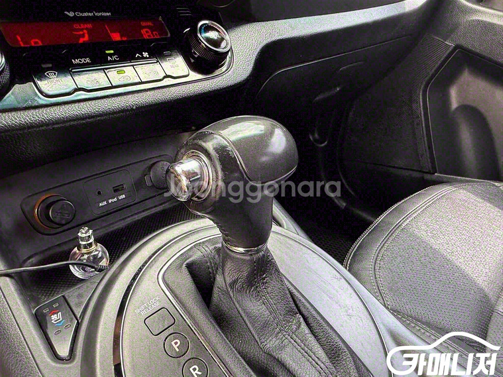 [기아]스포티지 R 2WD TLX 최고급형 (5인승)--8