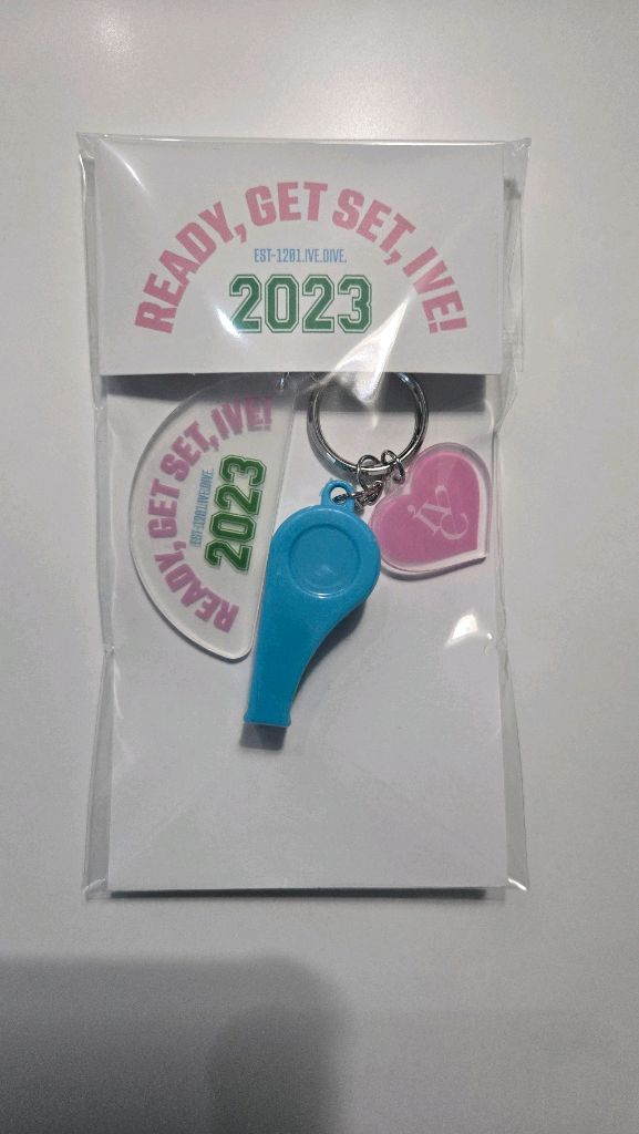 아이브 시즌 그리팅(시그) 2023 이미지