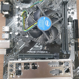 i5 10400f + asus h410m보드세트 팝니다