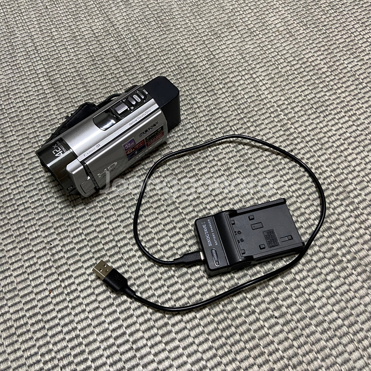 소니 빈티지 캠코더HDR-CX180--0