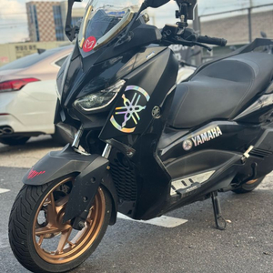 야마하 xmax300 (2021)