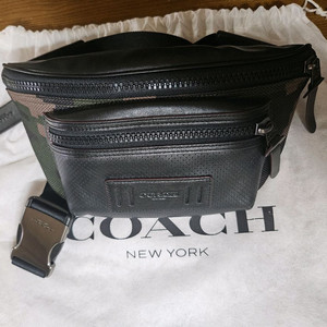 코치 벨트백 슬링백 14만원에 판매합니다