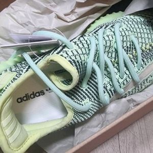 이지부스트 350 V2 이즐리 260mm 신품