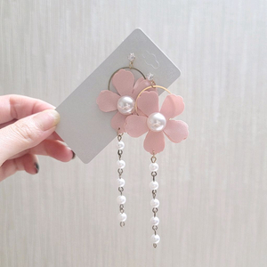 무니켈침 귀걸이