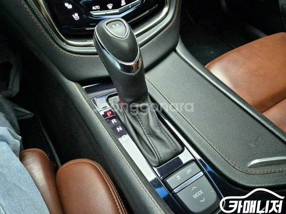 [캐딜락]CTS 3세대 2.0 프리미엄 AWD (5인승--7