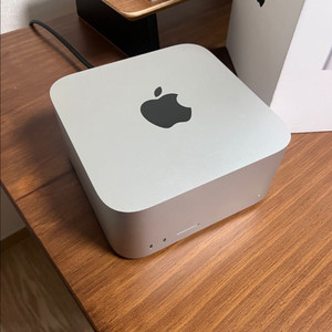 Mac Studio M2 Ultra- 애플맥스튜디오