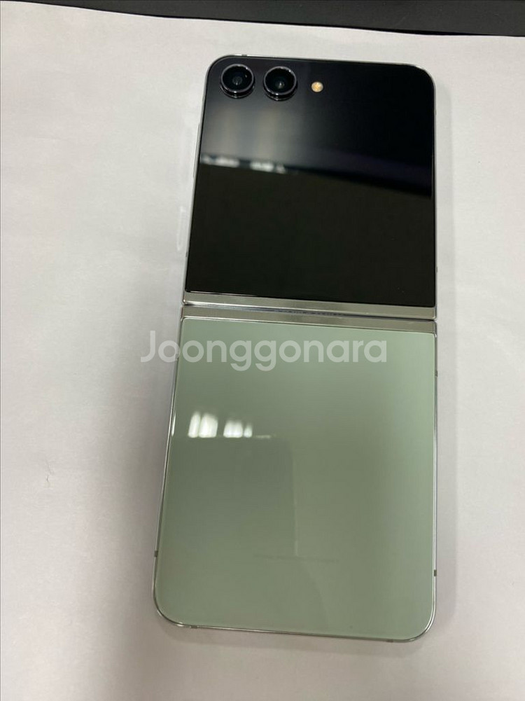 KT 갤럭시Z플립5 민트 SS급 256G 무잔상--0