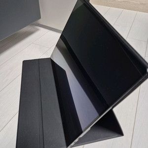 OLED 3K 120hz 16인치 휴대용 모니터
