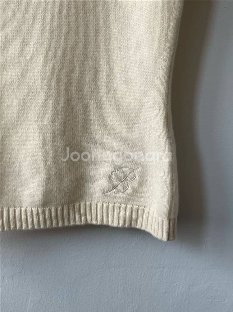 명품 블루마린 터틀넥 니트 크림 새상품--8