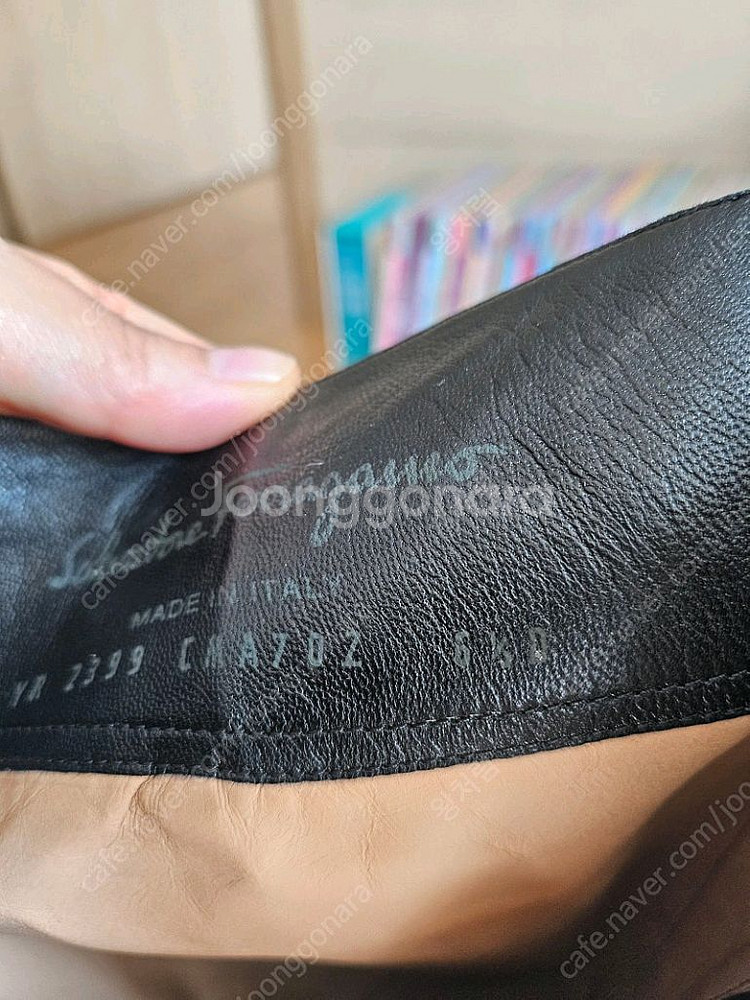 페라가모235--0