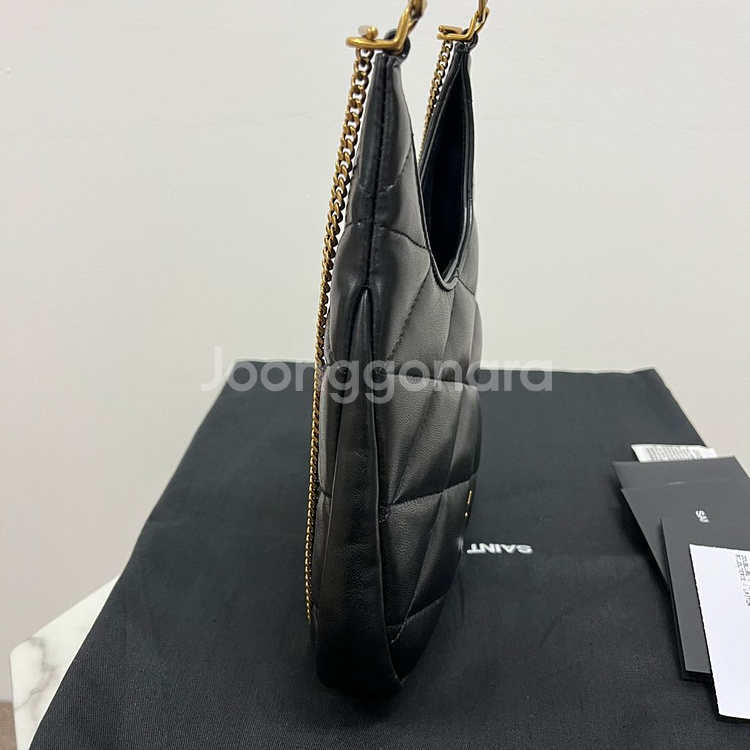 생로랑 램스킨 다이아 퀄팅 쉐이드 호보백 가방--2