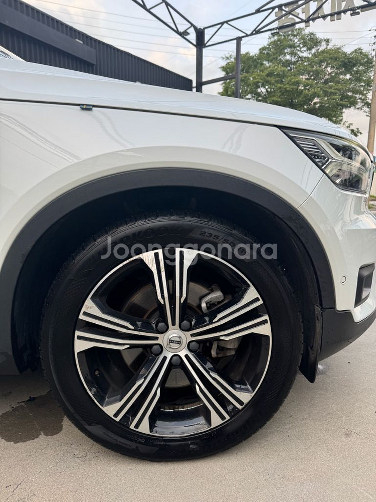 볼보 xc40 b4 인스크립션--2
