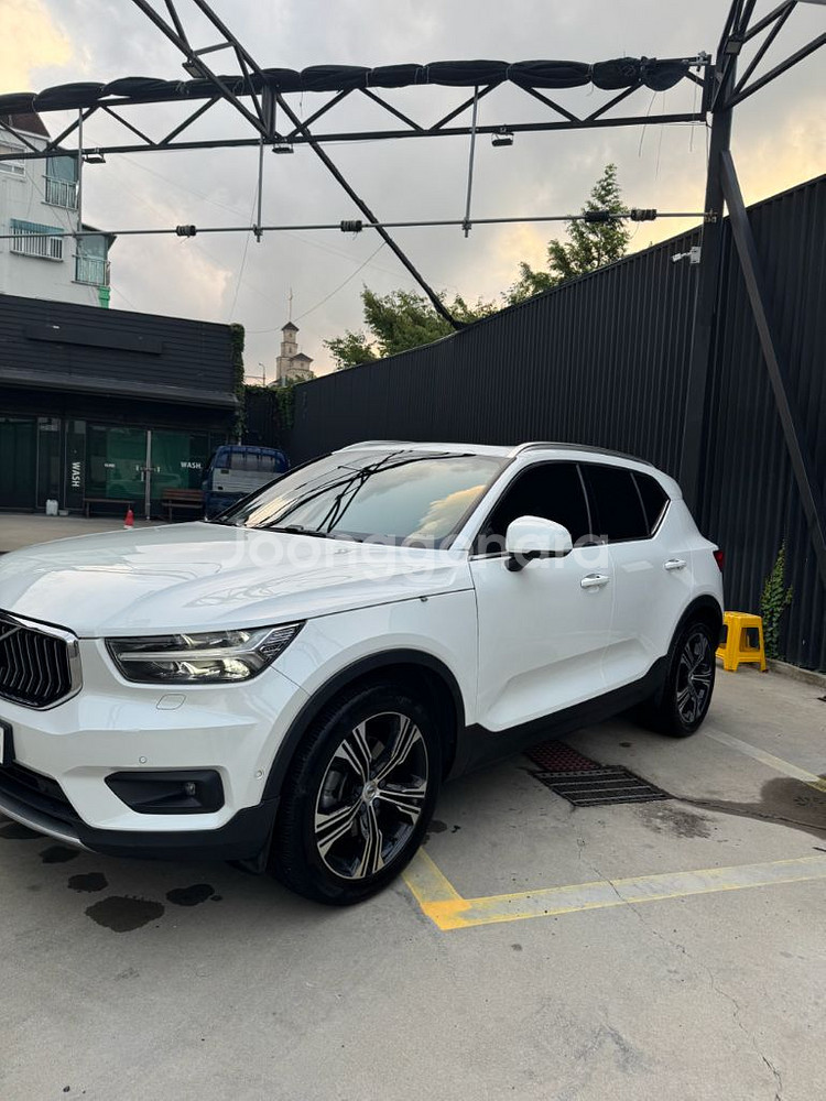 볼보 xc40 b4 인스크립션--3