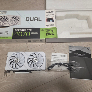ASUS RTX 4070 SUPER OC 화이트