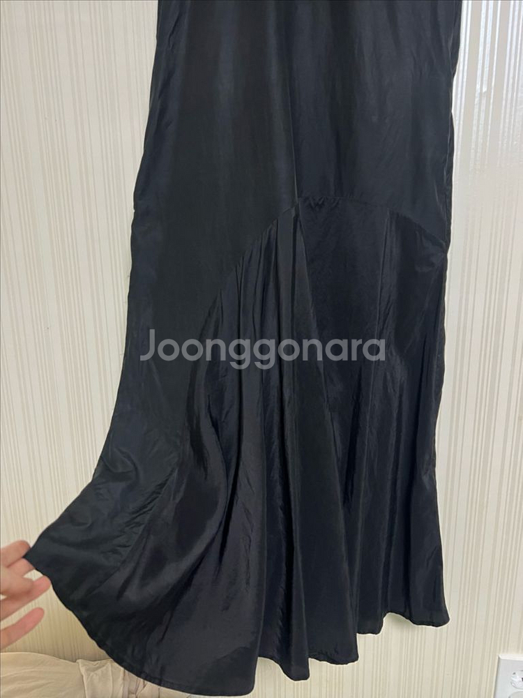 COS 블랙 플레어 원피스--2