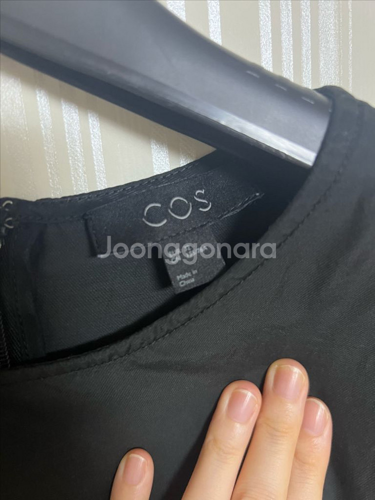 COS 블랙 플레어 원피스--3