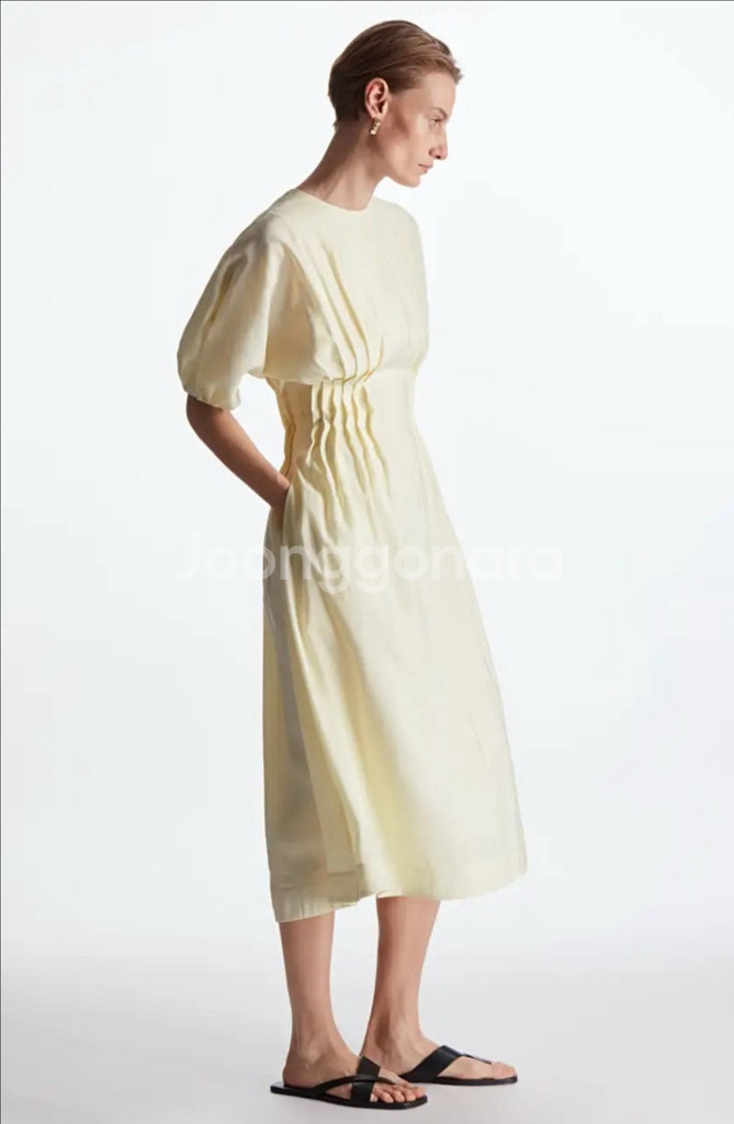 COS 개더드 미디 원피스 EUR 34--2