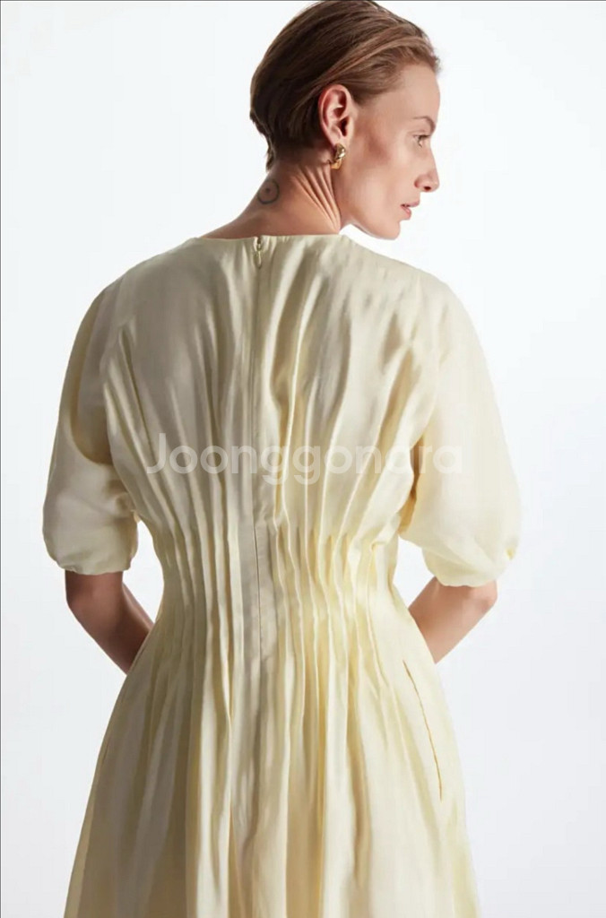 COS 개더드 미디 원피스 EUR 34--3