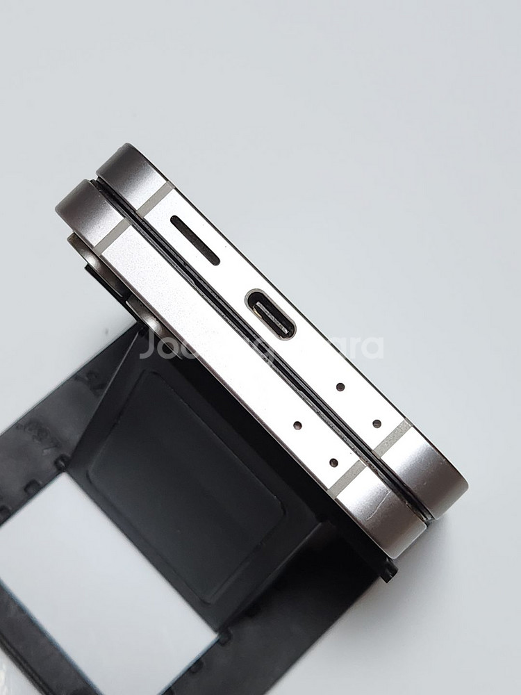 갤럭시Z플립6 256G 무잔상 그레이 55173--6