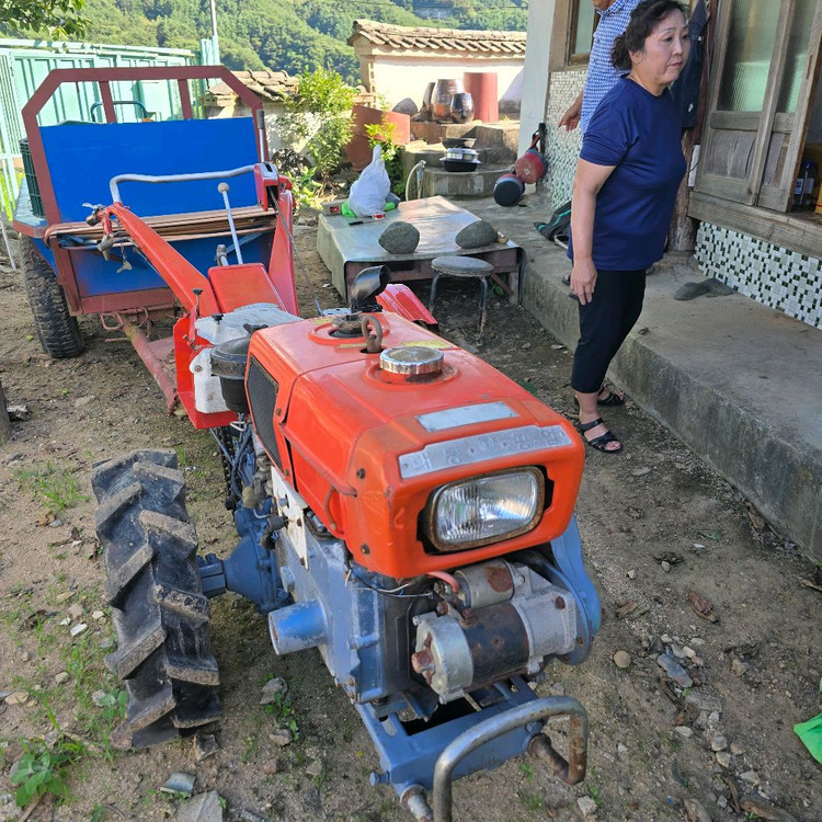 로타리용 경운기(대동8마력) 이미지