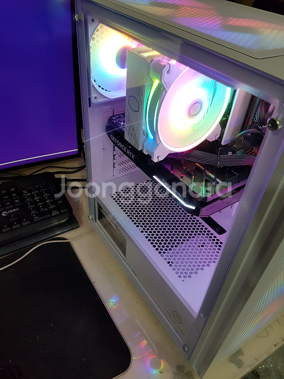 라이젠 9600X RTX 4060 TI 8G 그래픽--0