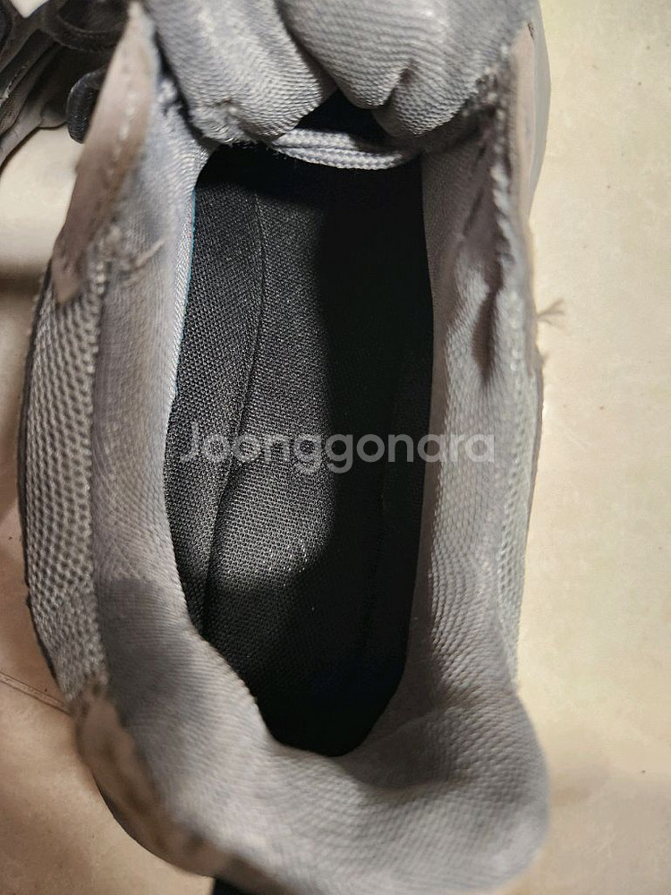 남자회색메쉬 운동화 스니커즈 265--6