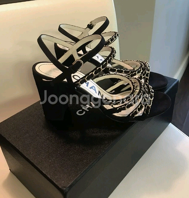 Chanel 램스킨 샌달구두 정품--3