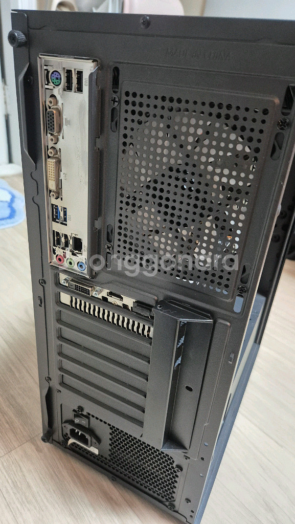 i3-10100F ,32램 , gtx1650 팜--7