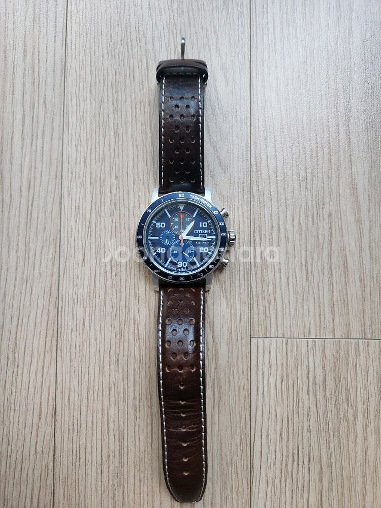 씨티즌 brycen 크로노그래프 eco-drive 시계--3