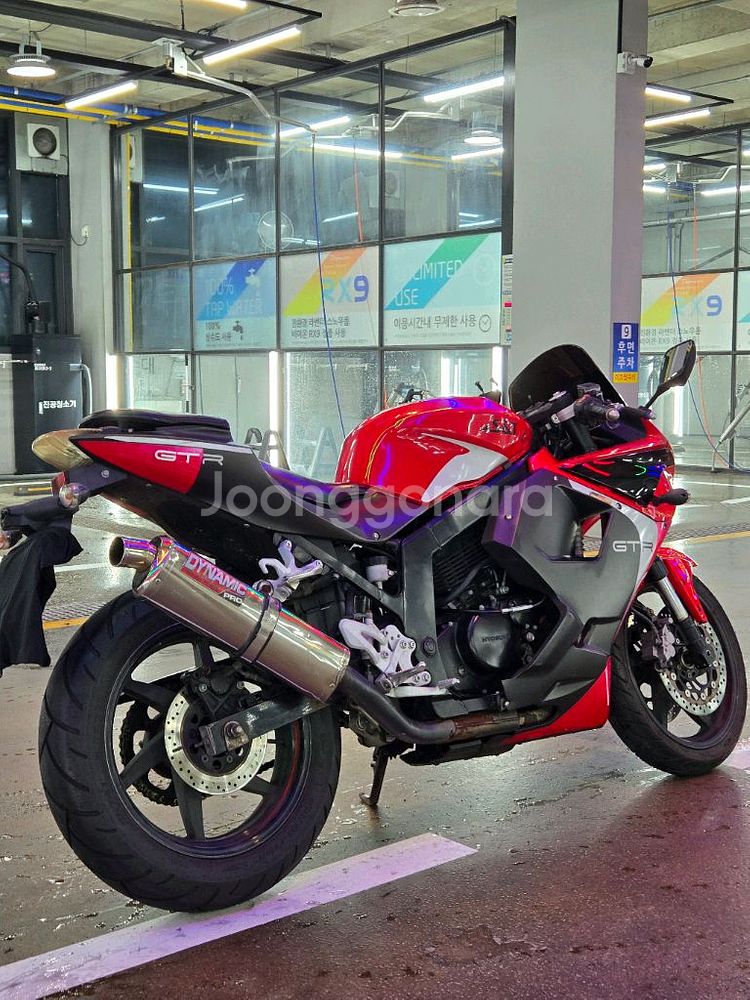 S&T GTR 오토바이 250R쿨거래시네고가능--2