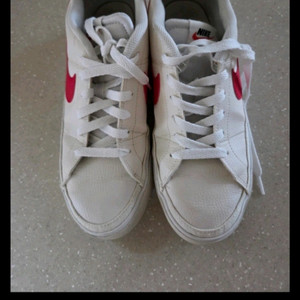 나이키 블레이저 코트 로우 가죽스니커즈270