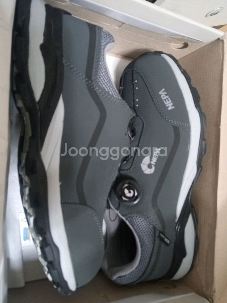 GT-42 네파 안전화 260 초경량 미끄럼방지 새제품--0