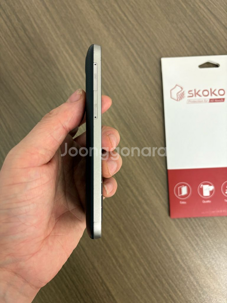 블랙베리 클래식 판매합니다.--2