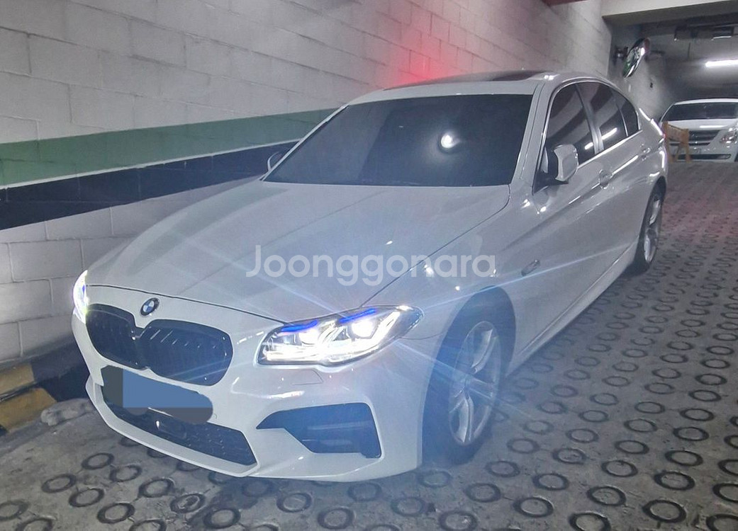 BMW F10 컨버전 신형 라이트 테일램프--0