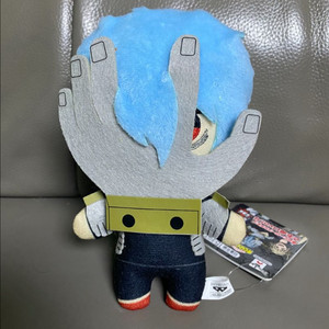 마이히어로아카데미아 시가라키 토모누이