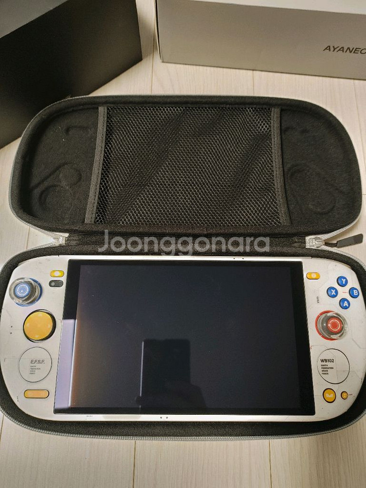 UMPC 아야네오쿤 7840u 32램 2테라 급처합니다--0