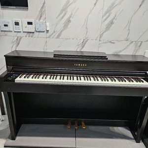 야마하 clp-635 디지털피아노 팝니다