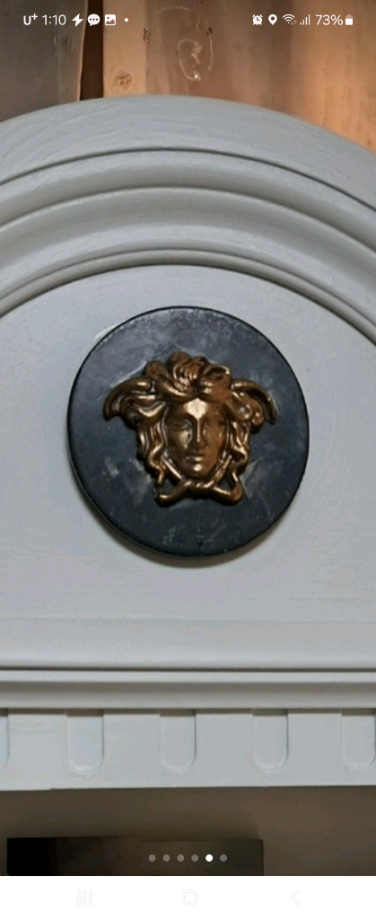 베르사체 엔틱 쉐비 장식장 이미지